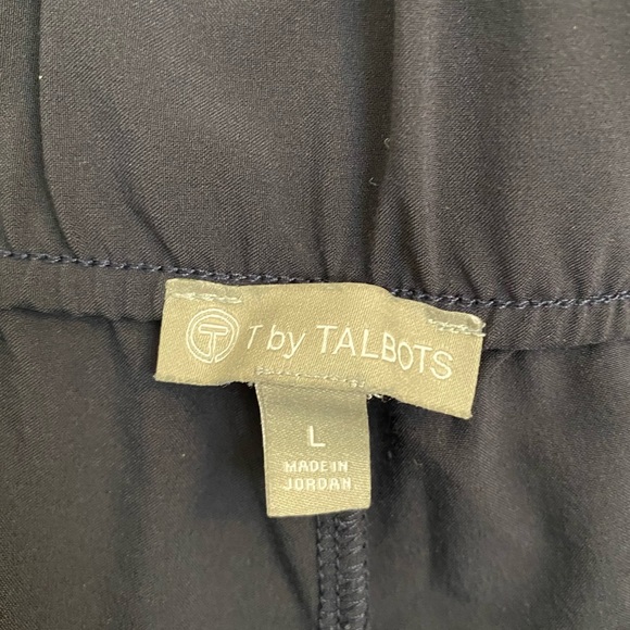 2/$10 Talbots athletic capris - Picture 6 of 7